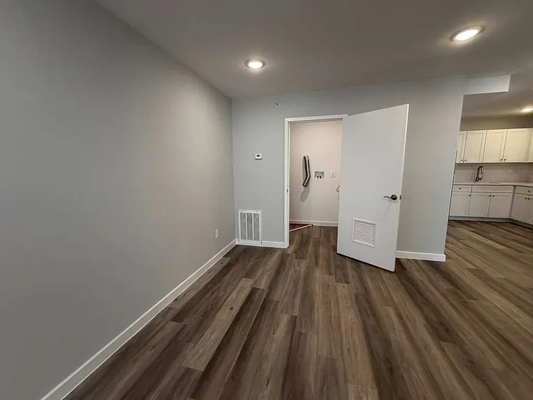 204 Rosa Parks Blvd #2 — Photo 11