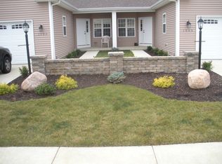 1505 Stonebluff Ct, Champaign, IL 61822