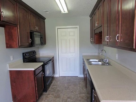 2nd image of 345 Shady Ln