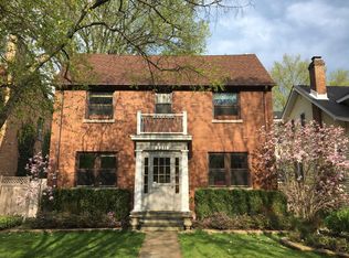 2211 Forestview Rd, Evanston, IL 60201