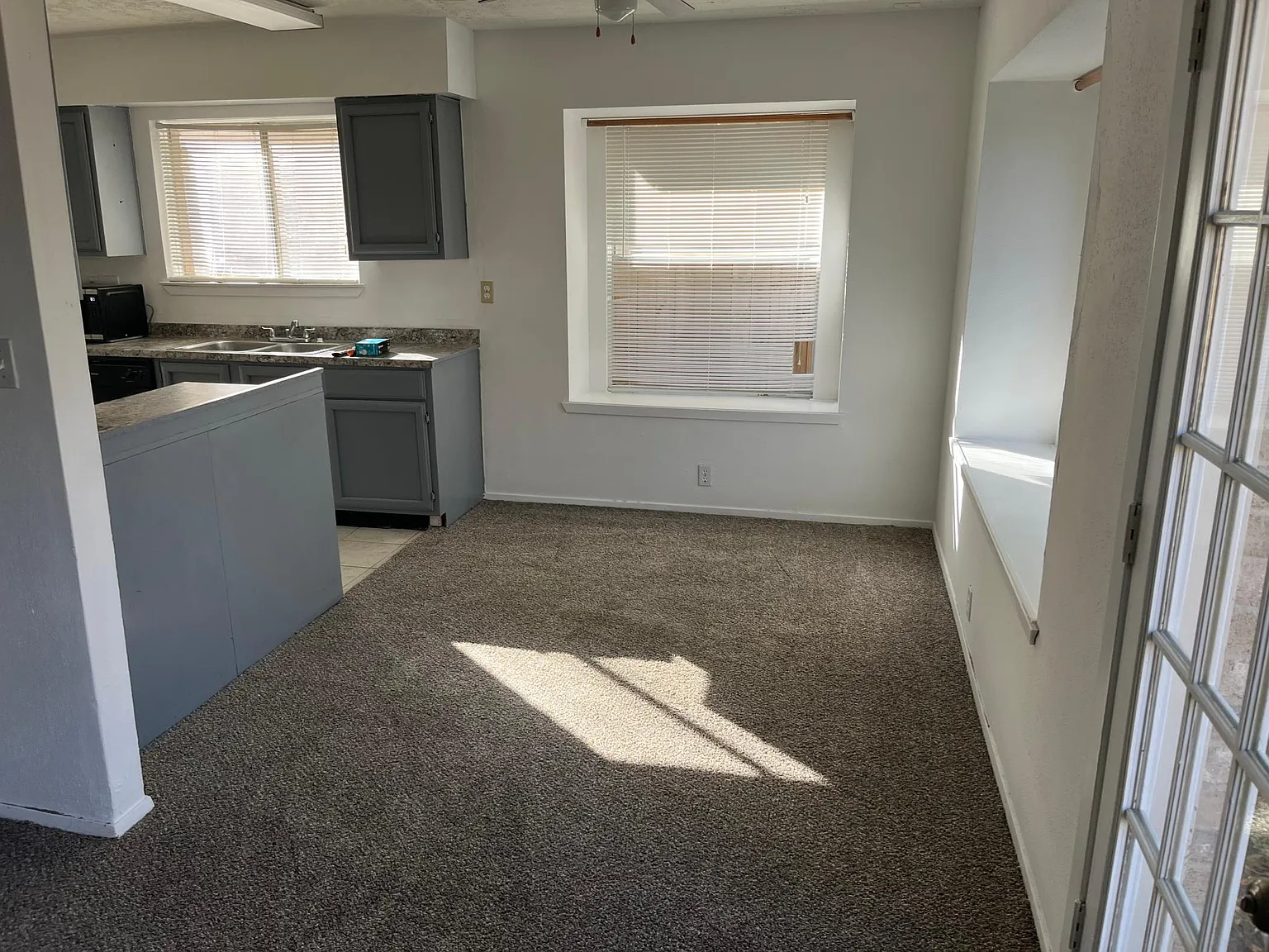 3 bed, 1345 sqft, $1,750 — Photo 4