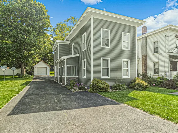2888 Mohawk St, Sauquoit, NY 13456
