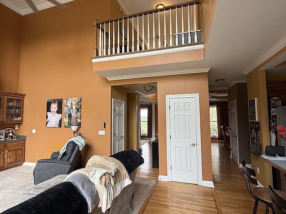 4th image of 2323 Henpeck Ln