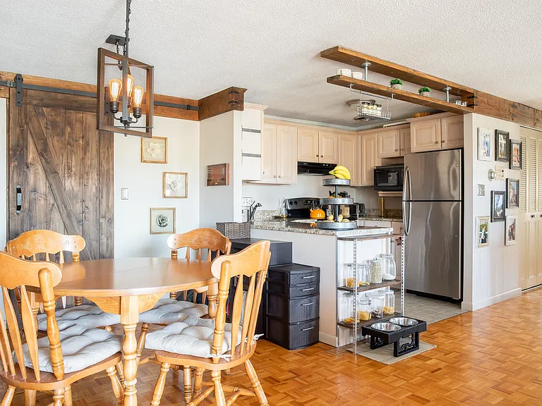 100 Park Terrace Dr #143 — Photo 5