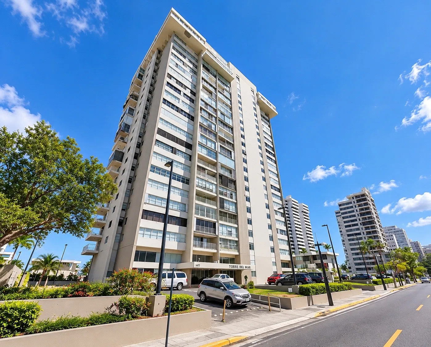 1 bed, 1.0 bath, $1,700 — Photo 1