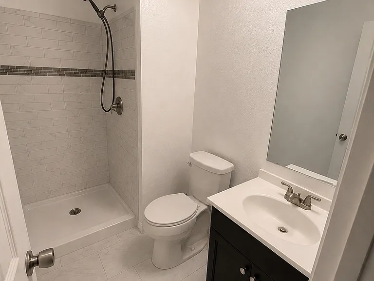1609 S Ivory Cir #B — Photo 4