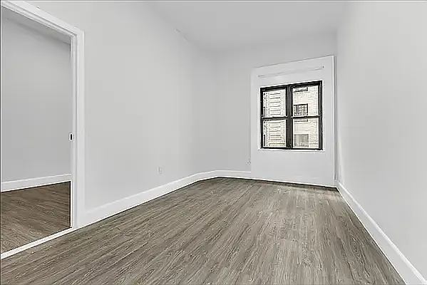 Rented by REAL New York | media 9