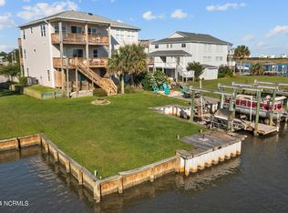 184 Singleton St #A, Sneads Ferry, NC 28460