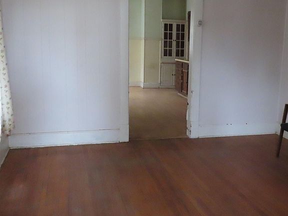 2nd image of 920 W Florida St