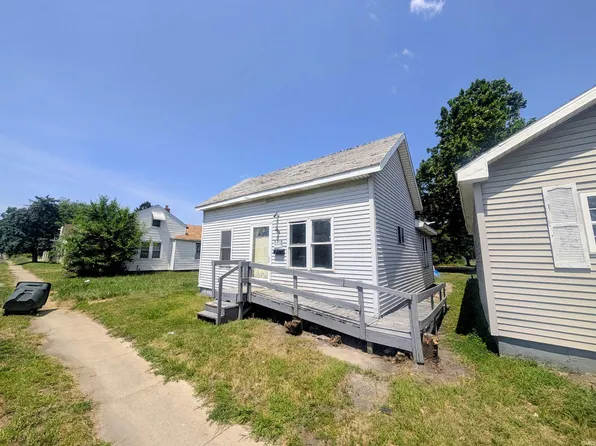 1323 W Sample St, South Bend, IN 46619