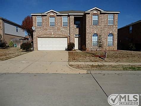 1st image of 907 Medina Dr