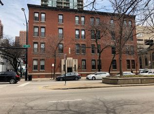 1039 N La Salle Dr APT 13, Chicago, IL 60610