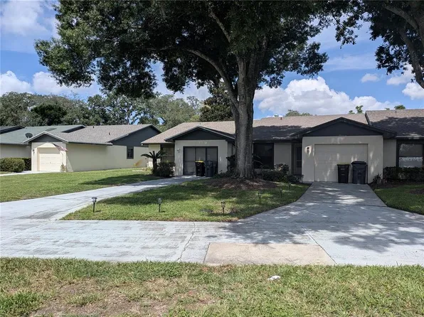 29 Buck Cir, Haines City, FL 33844