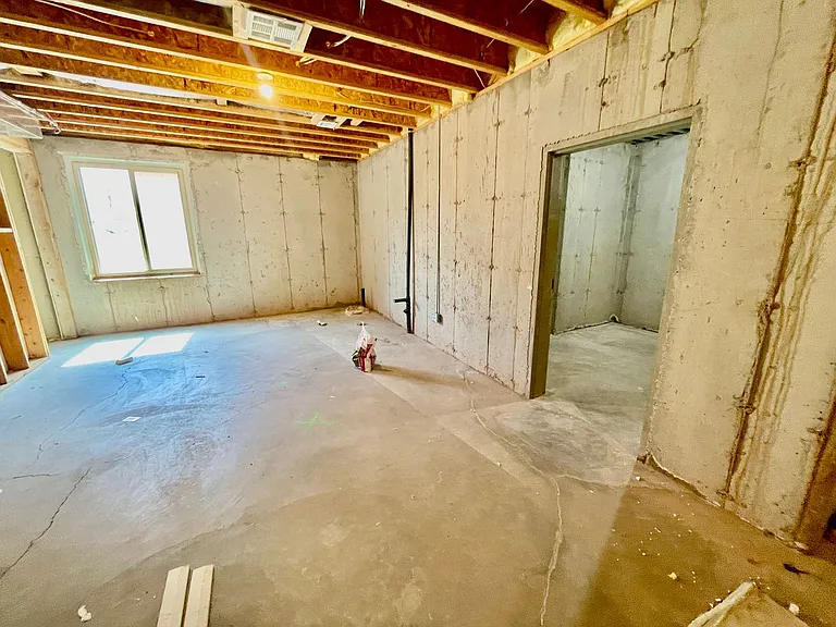 436 E Paris Dr — Photo 19