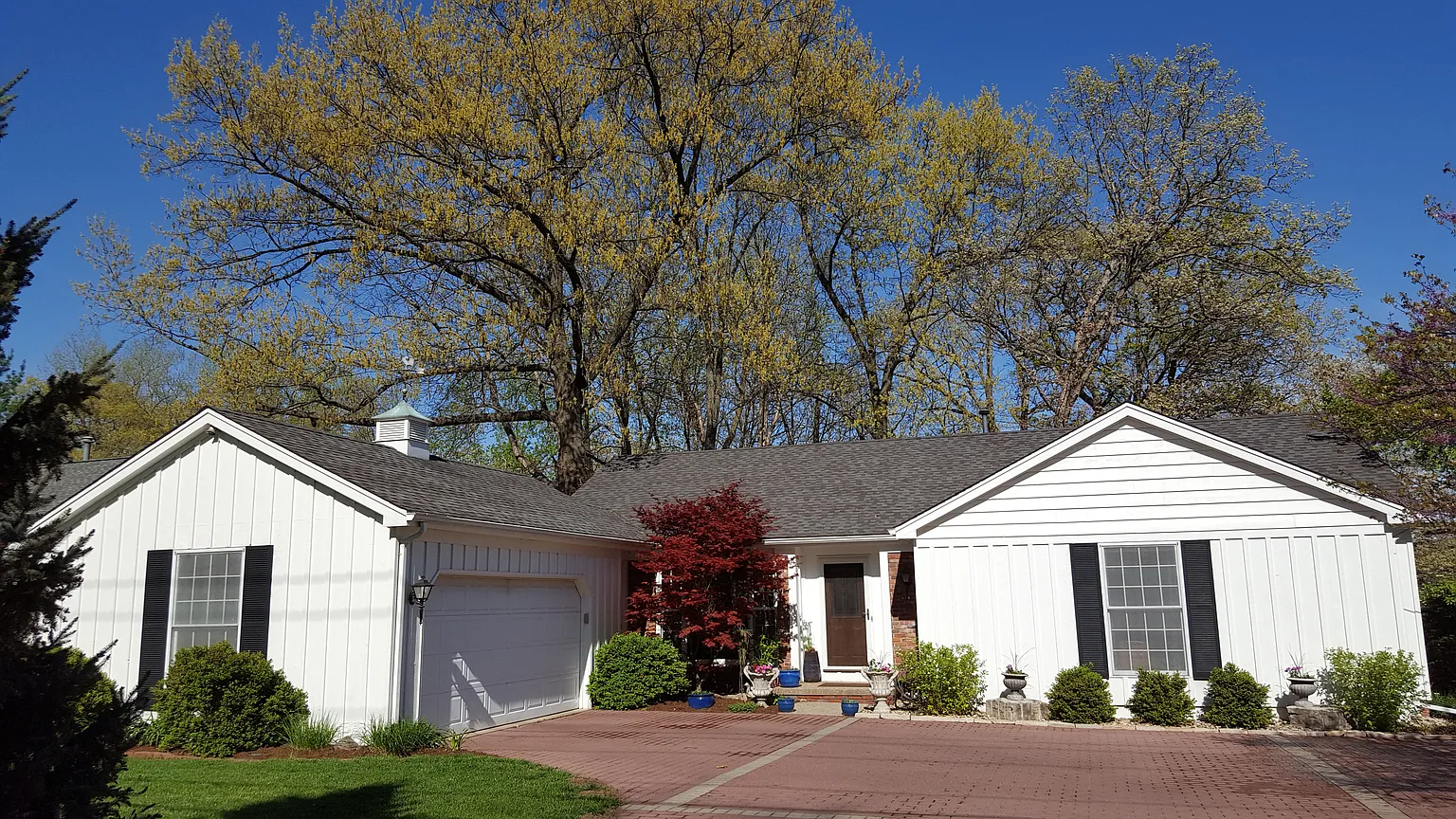 4000 N Harvard Ave photo 1