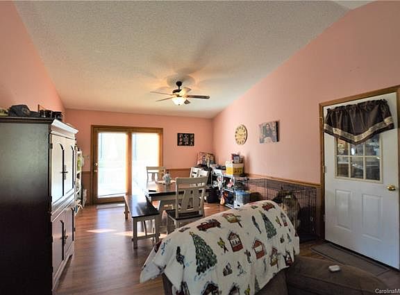 4th image of 3415 Southern Pine Ln