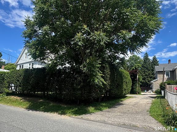 3rd image of 104 Prospect Street