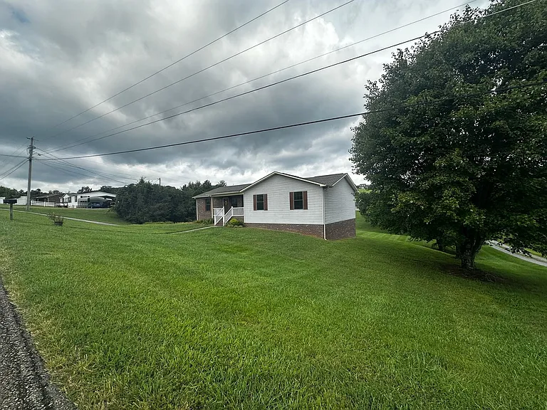 5297 Stuffel Rd — Photo 24
