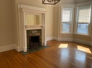 3682 20th St, San Francisco, CA 94110
