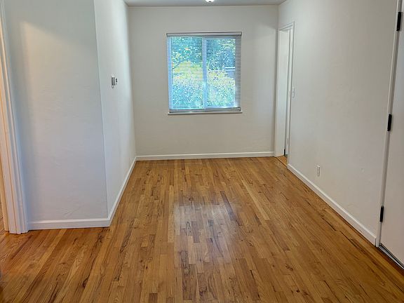 4th image of 316 E Mc Kinley Ave