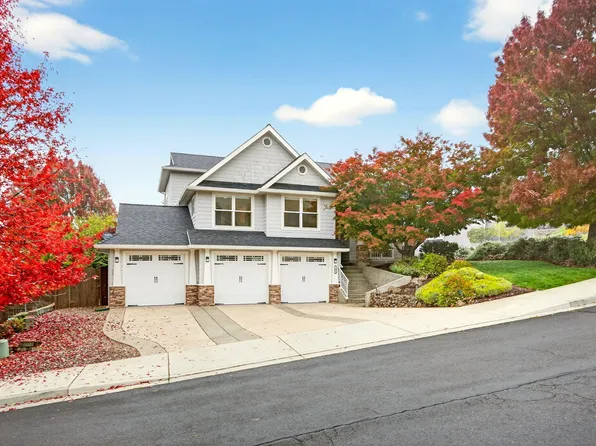 1293 Poppy Ridge Dr, Eagle Pt, OR 97524