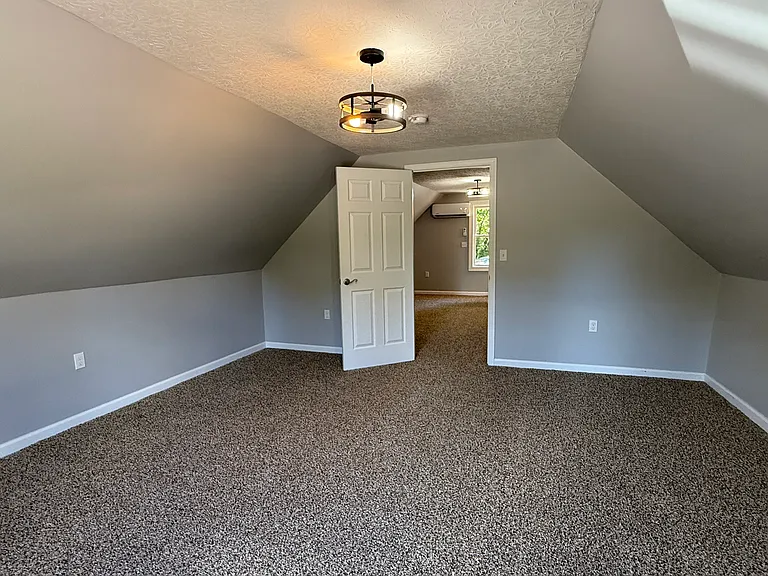 106 E Frazier Ave — Photo 16