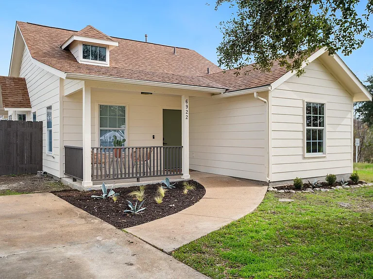 6922 Villita Avenida St — Photo 24