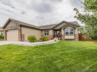 3427 Fire Side Dr, Cheyenne, WY 82001