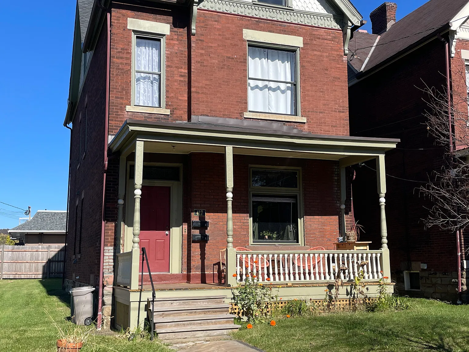 2 bed, $1,100 — Photo 3