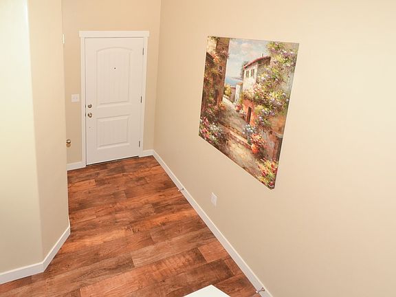 2nd image of 2553 N Cypress Way