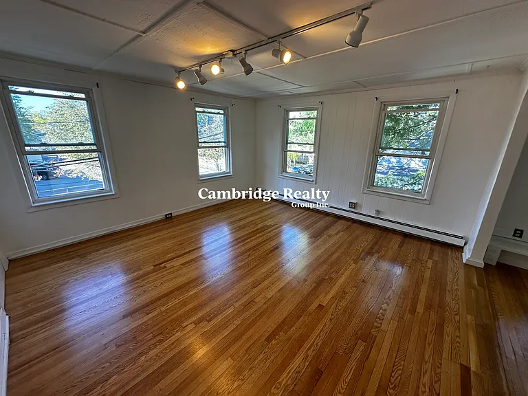 18 Tremont St #2T — Photo 9