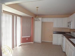 3rd image of 8870 Hardwood Dr