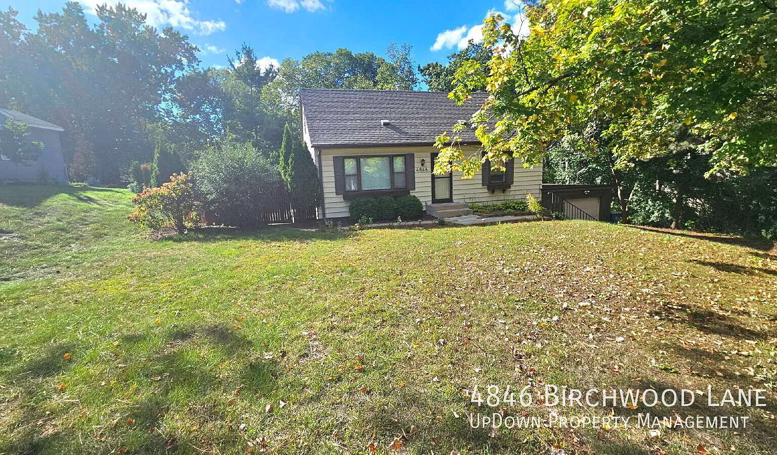 Minnetonka Home: 3-Bedroom Retreat with Finished Basement & Hardwood Floors available now — Photo 1