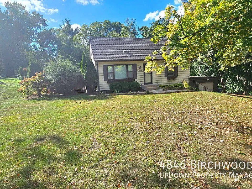 4846 Birchwood Ln