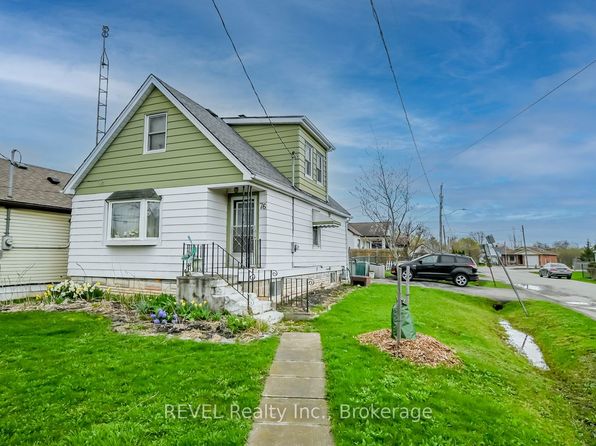 76 Lincoln Ave, Saint Catharines, ON L2P 2C9