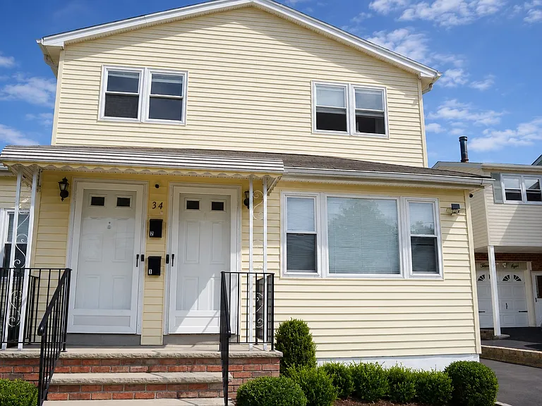 34 Lenox Ave #2 — Photo 1