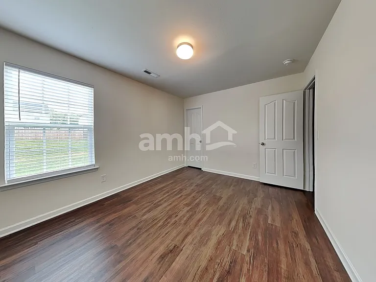 4875 Old Towne Village Cir — Photo 17