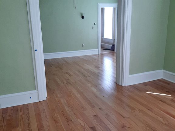 4th image of 31A Kinsley St #A