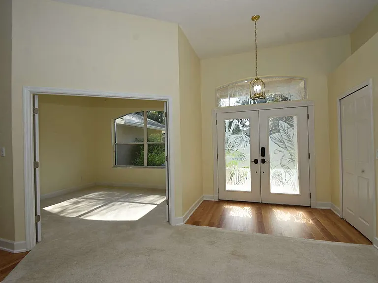 1216 Hampstead Ln — Photo 18