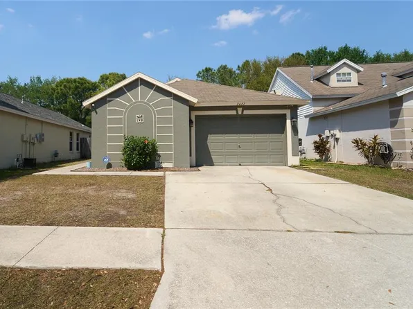 7427 Oxford Garden Cir, Apollo Beach, FL 33572