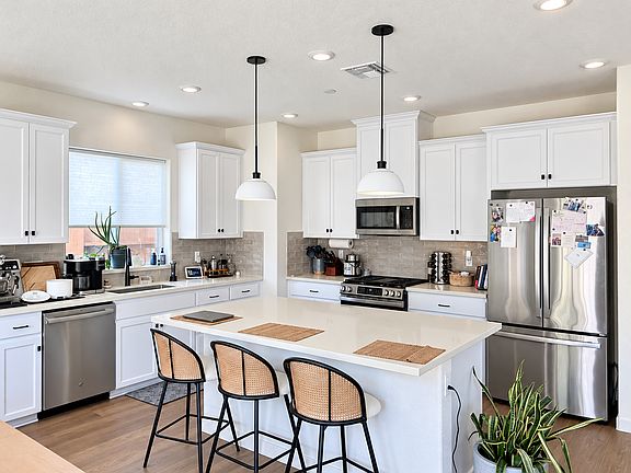 5th image of 4163 Cambery Dr