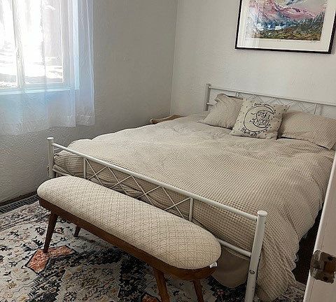 Downstairs queen bed