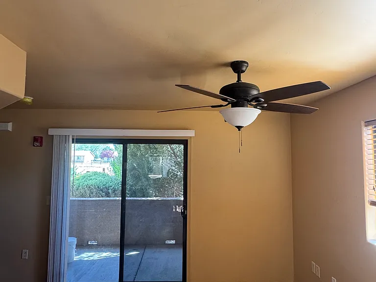 1870 Horizon Way #D — Photo 2