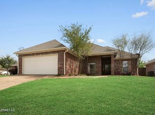 908 Fairview Pl, Brandon, MS 39047