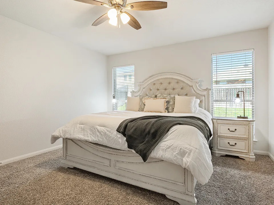709 Bighorn Dr