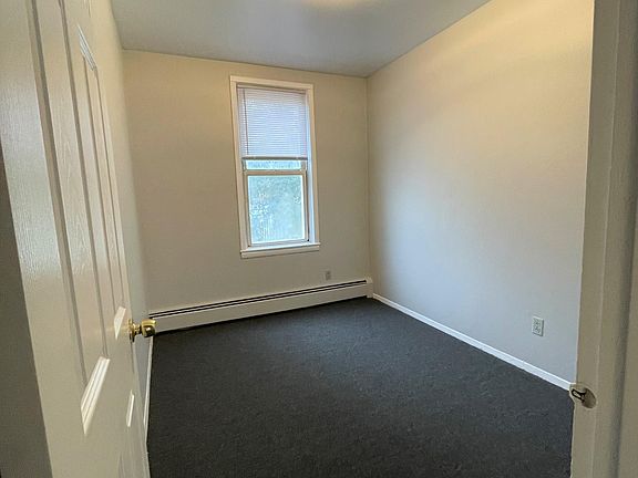 5th image of 25 Hyatt Ave Floor 2