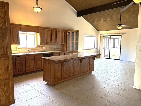 3rd image of 13996 Driftwood Dr