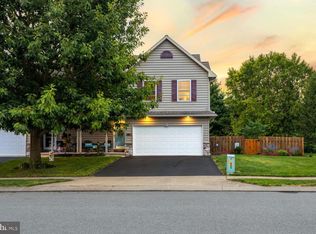 67 Agape Dr, Ephrata, PA 17522