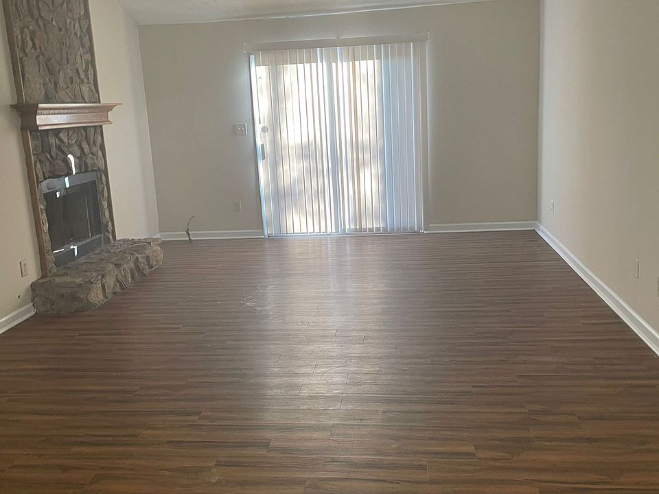 8546 Pineland Dr Jonesboro GA Zillow