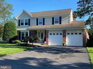 8347 Glenmar Rd, Ellicott City, MD 21043